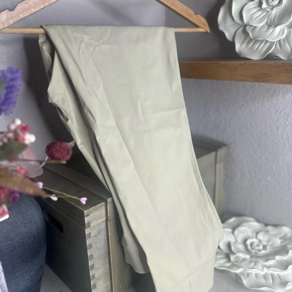 ADAY Beige Ankle-Length Pants - Picture 5 of 5